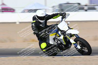 media/Jan-08-2022-SoCal Trackdays (Sat) [[1ec2777125]]/Turn 15 Inside (950am)/